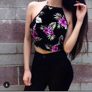Black floral crop top